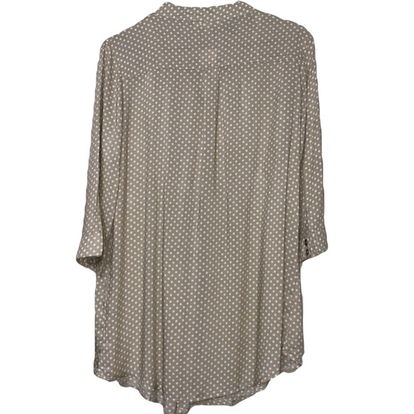 Ciel USA medium V-neck 3/4 sleeve tan white blouse - Picture 2 of 6